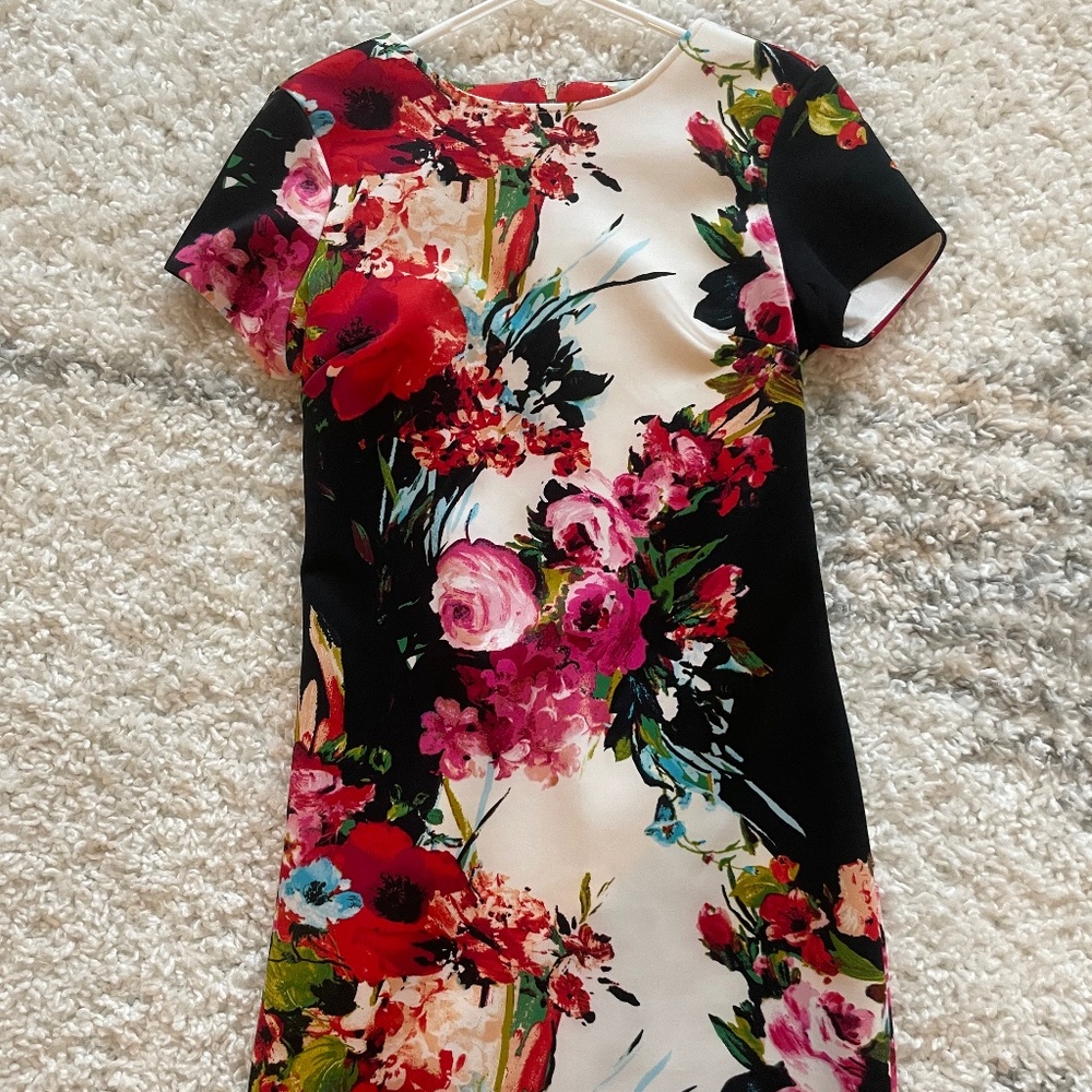 Floral dress size 6